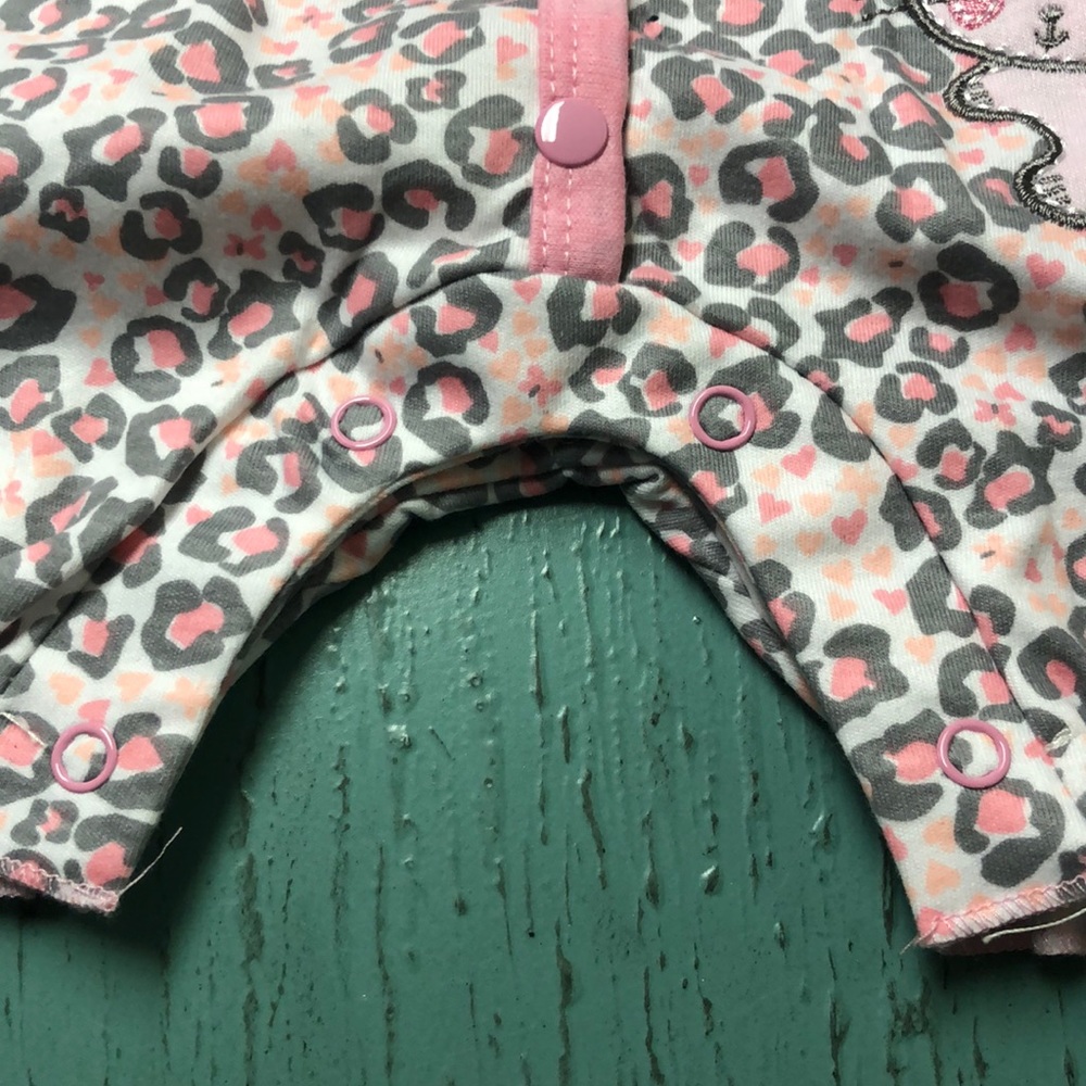 NWT Matching Onesie and headband - Picture 4 of 6